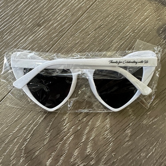 White heart custom sunglasses cute anniversary cocktail wedding party event Chic - Picture 4 of 5